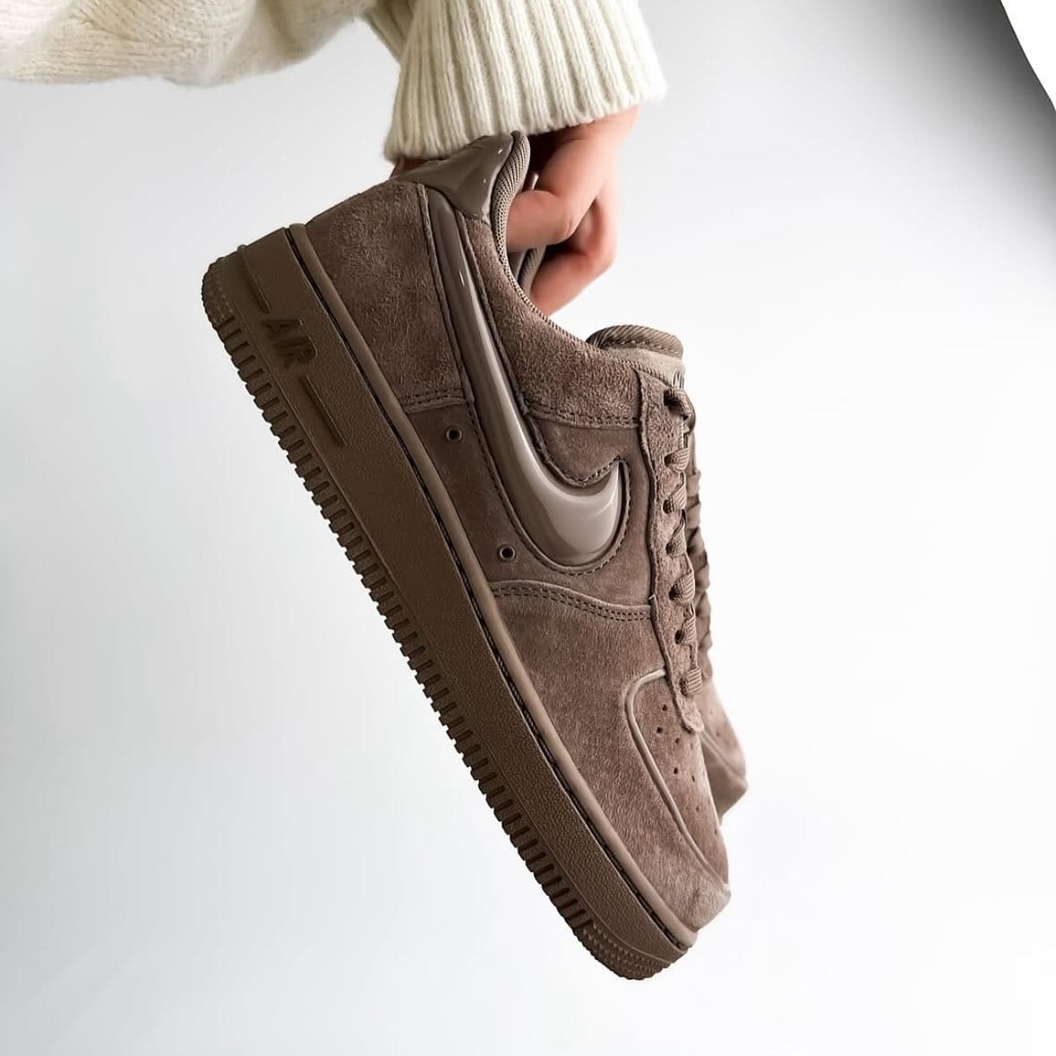 Nike Air Force 1 'Mink Brown'